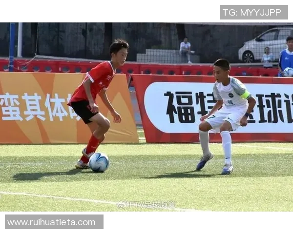 泪洒绿茵最感人足球巨星用拼搏与真情点亮无数球迷心灵